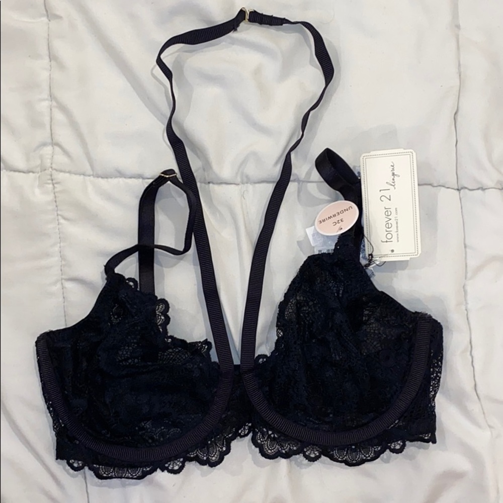 Black wired bra